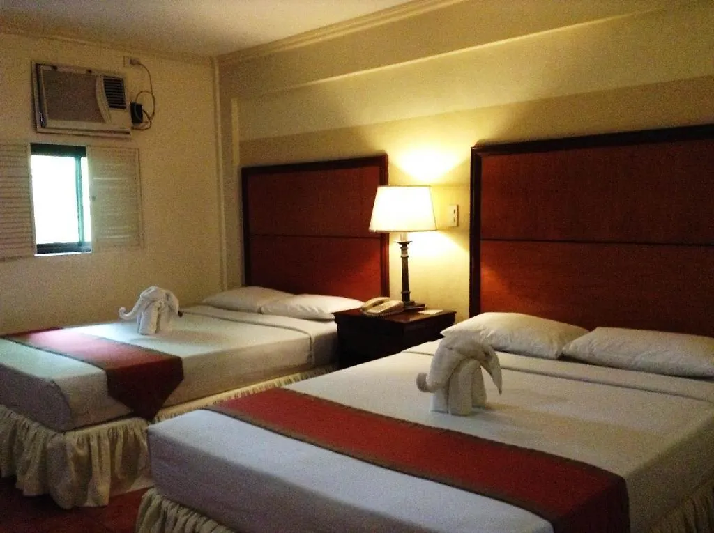 **** Hotel Crown Regency Residences Davao Philippines